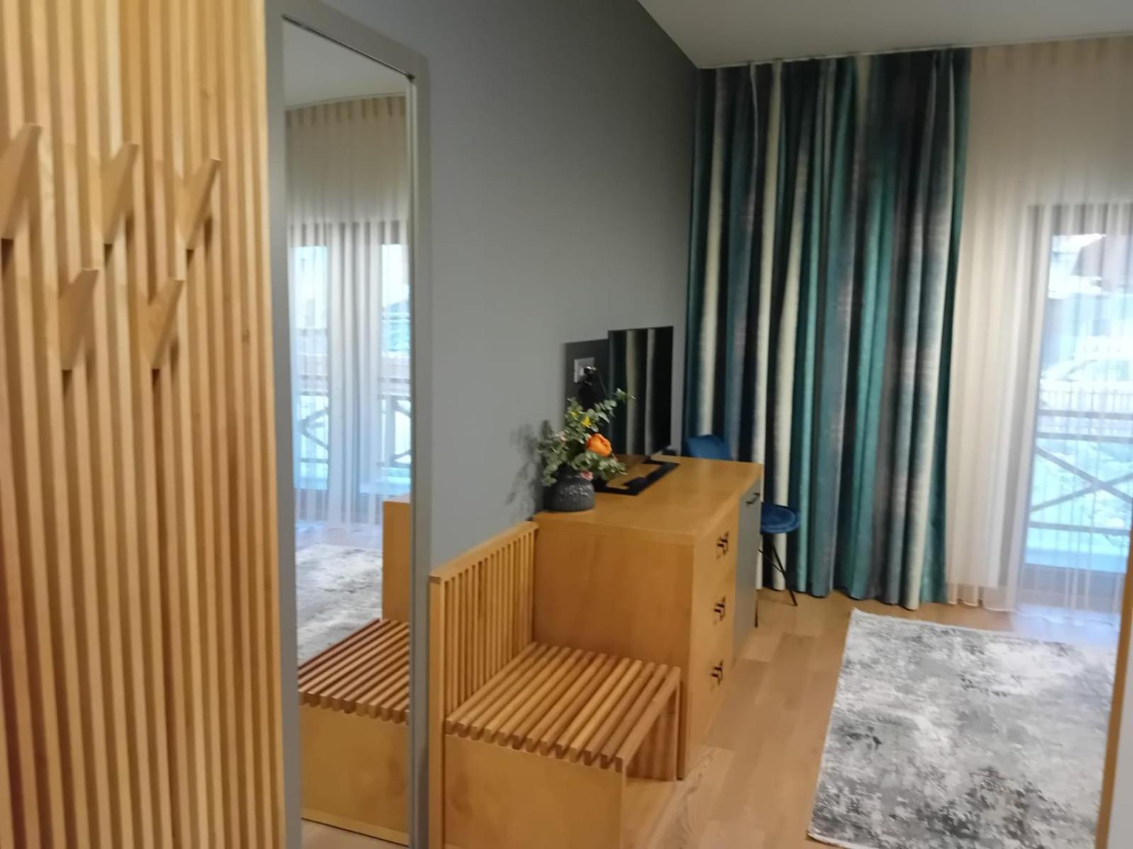 Anais Chalet Câmpulung Moldovenesc Buitenkant foto